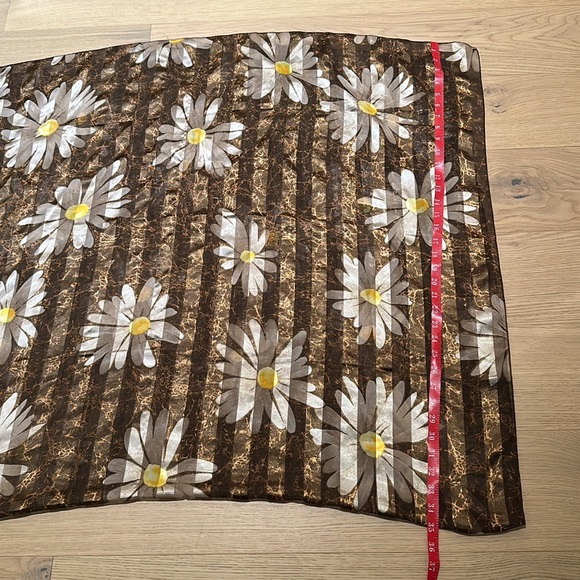 Beautiful Beach Wrap - Picture 4 of 5